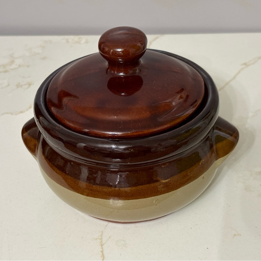 VTG Brown Stoneware Individual Soup Chili Bean Crock w/ Lid w/ Molded Handles